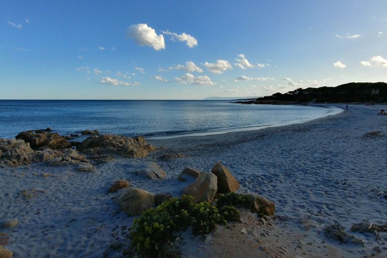 camping-sa-prama-orosei-sardegna-la-spiaggia